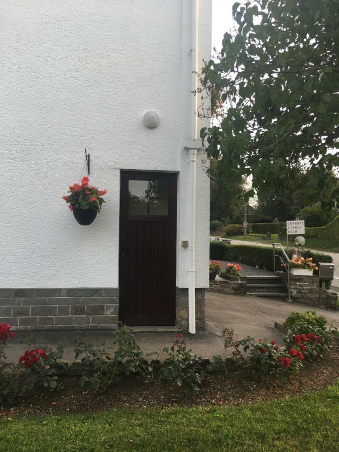 Appartement Au logis fleuri à Francorchamps Extérieur photo